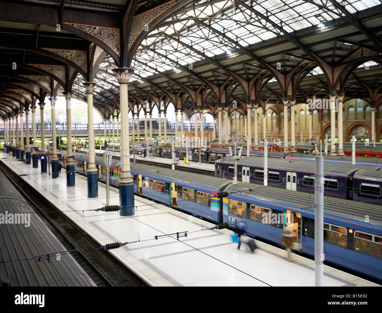 Aerial of Liverpool Street Train Station Stock Photo - Alamy