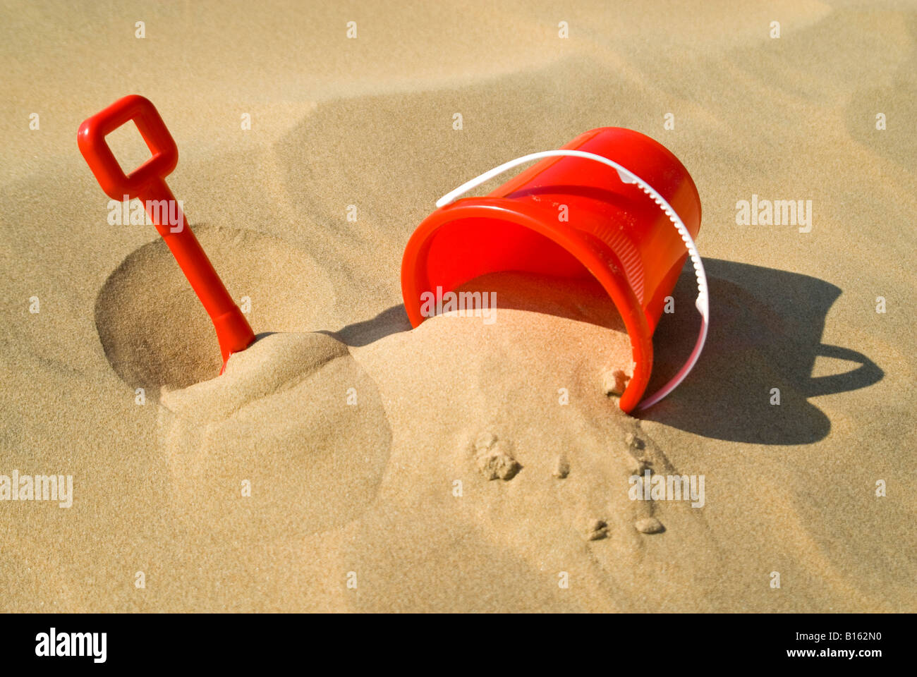 Bucket and spade holiday hires stock photography and images Alamy
