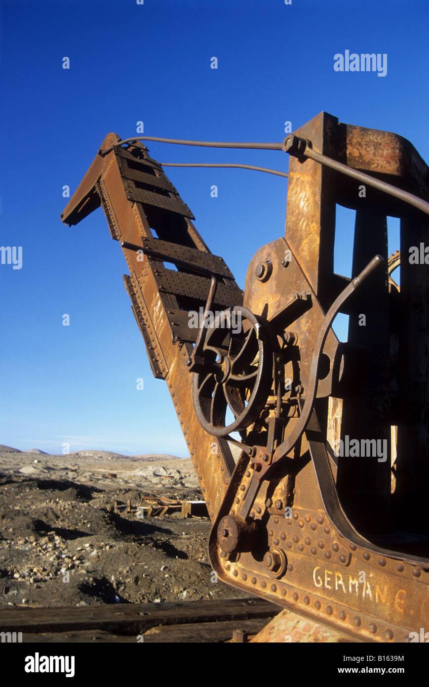 Rusting crane in the abandoned mining site of Humberstone, near Iquique, Chile Stock Photo