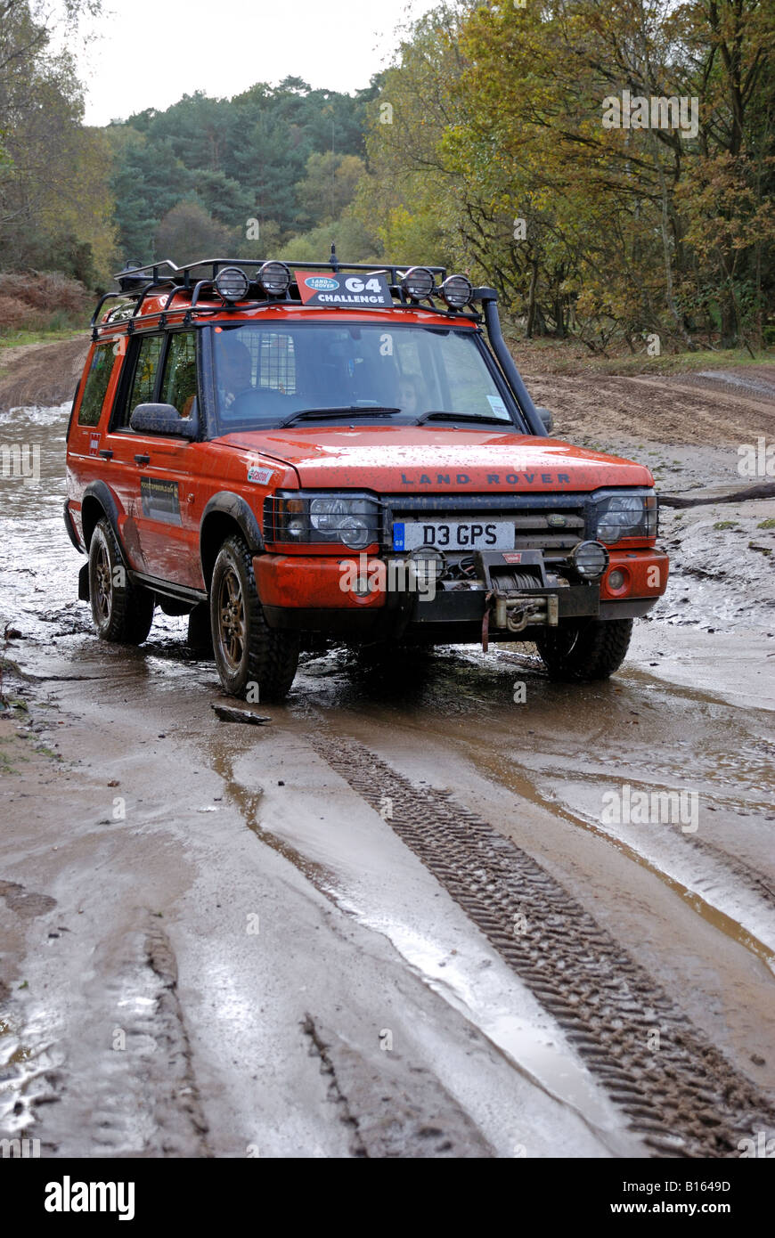 Land Rover Discovery in full G4 Challenge mode at a Broxhead Common Bordon Drive Round November 2006 All Wheel Drive Club AWDC U Stock Photo