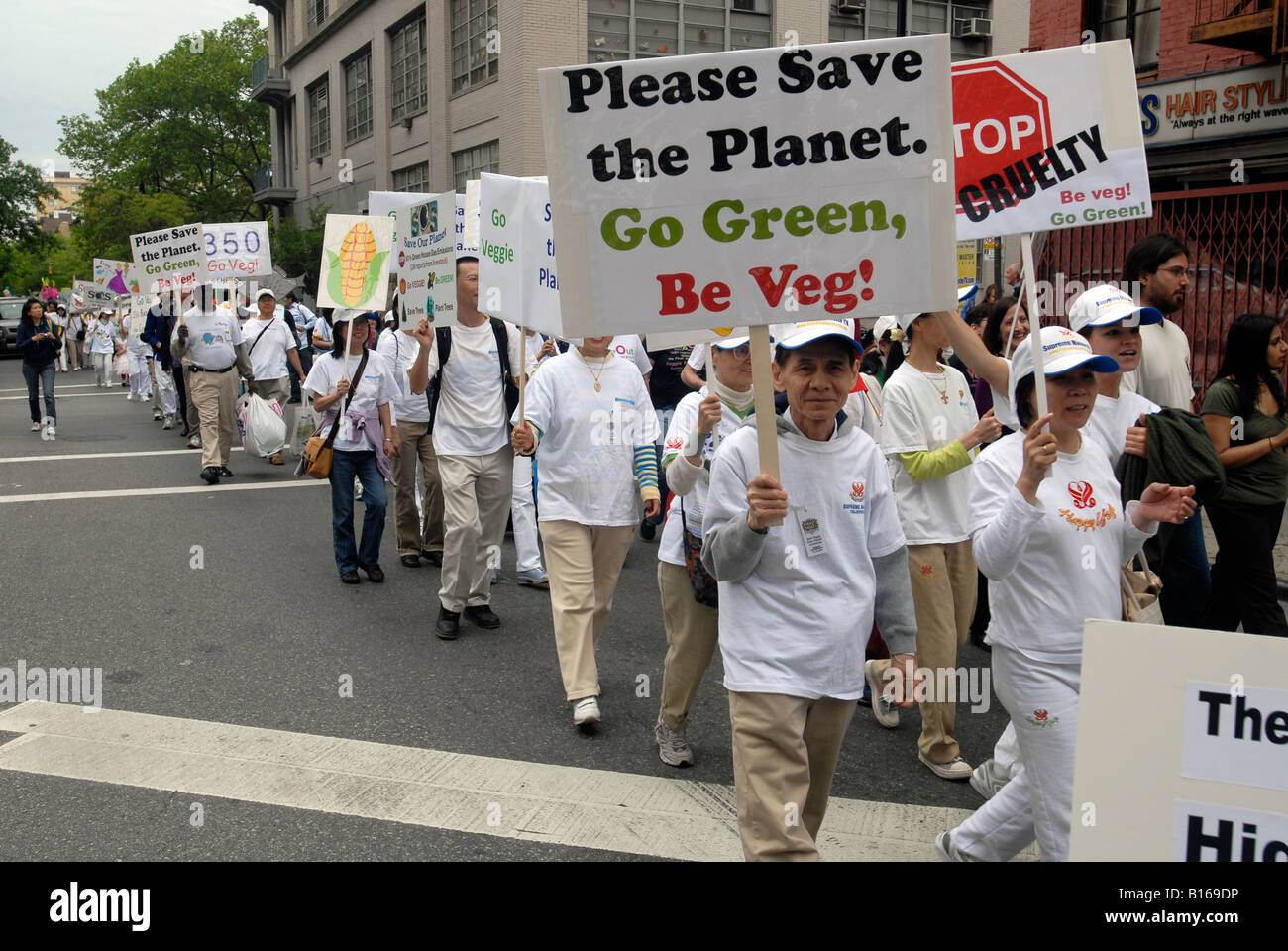 Hundreds of vegetarians gather in the Meat Packing District in New York to kick off the First Veggie Pride Parade in America Stock Photo