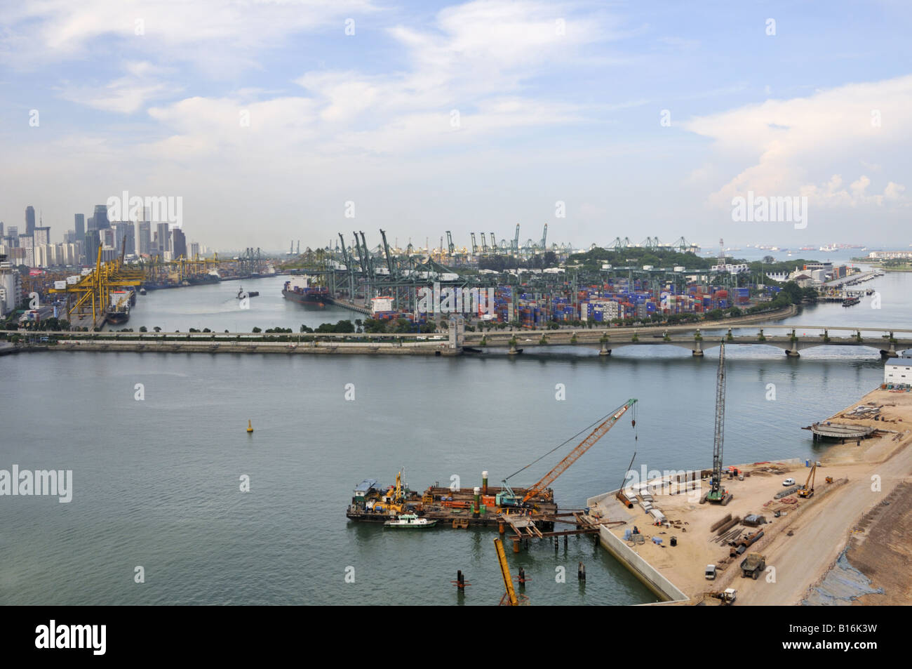 Brani container terminal singapore hires stock photography and images