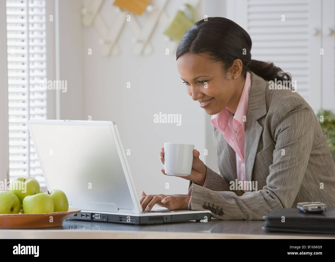 African american happy laptop hi-res stock photography and images - Alamy
