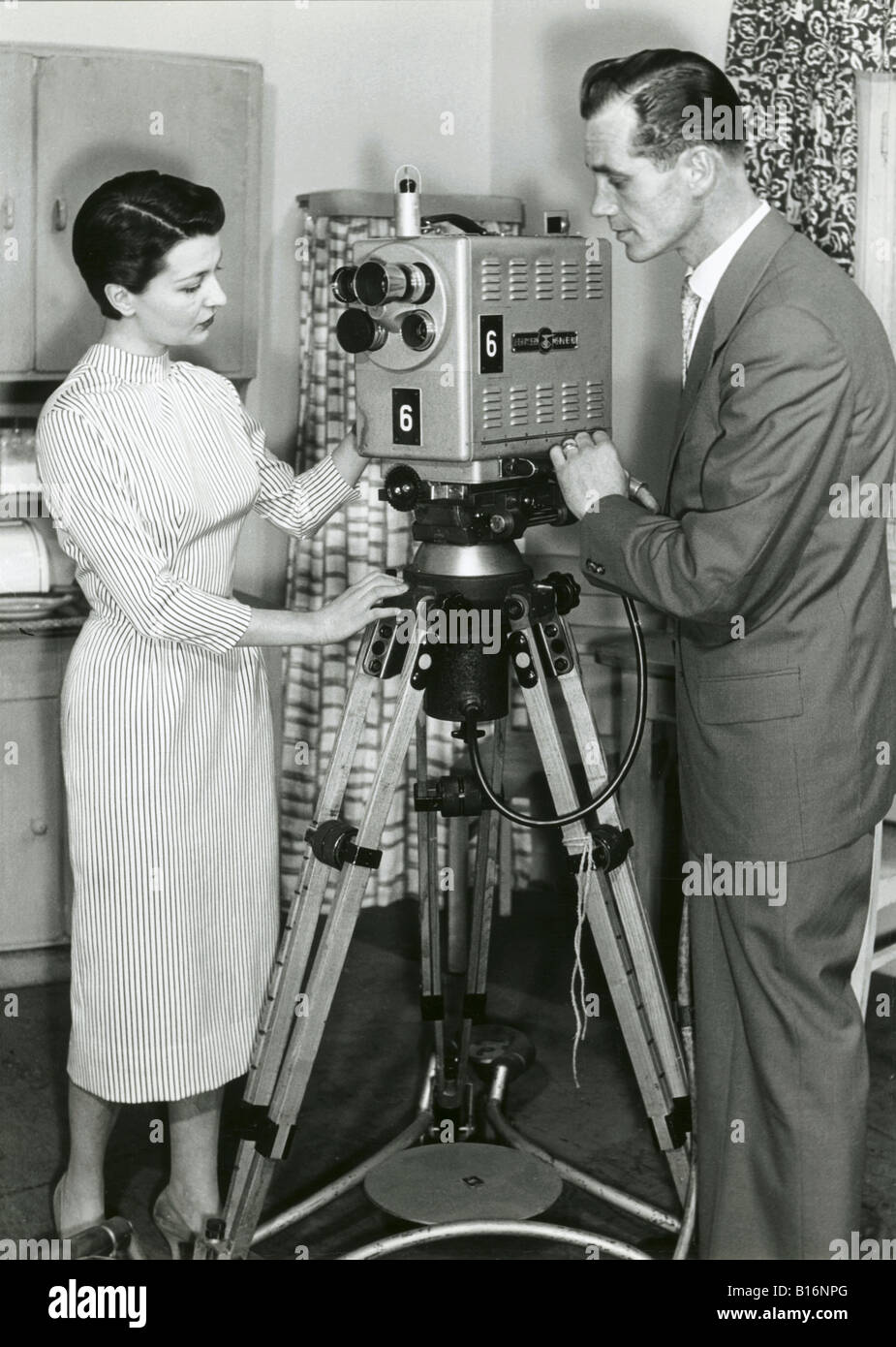 Koss, Irene, 3.8.1928 - 1.5.1996, German moderator, full length, standing in TV studio, Hamburg, 1951, Stock Photo