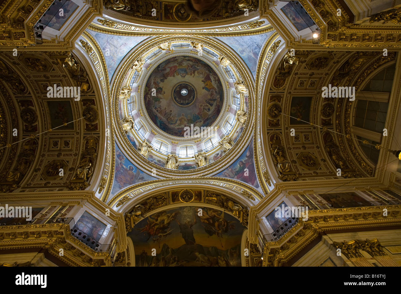 The dome seen from below.The Saint Isaac's Cathedral, Saint Petersburg ...