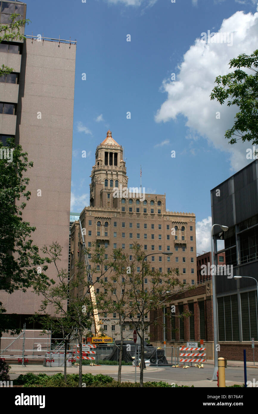 Plumber building framed by other buildings in the Mayo medical complex Rochester Minnesota Stock Photo