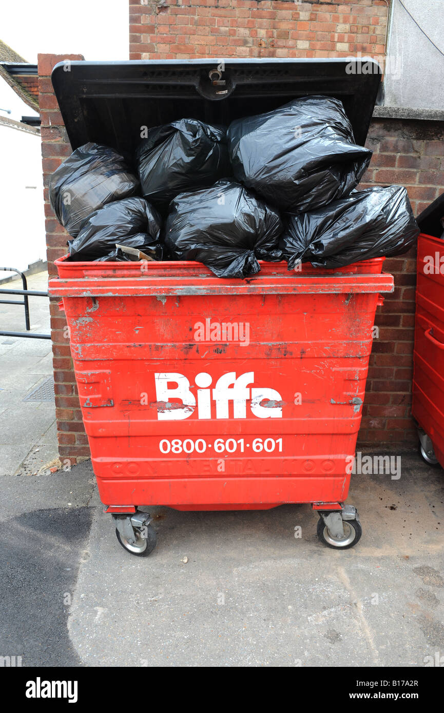 Waste bags black wheelie bin hi-res stock photography and images - Alamy