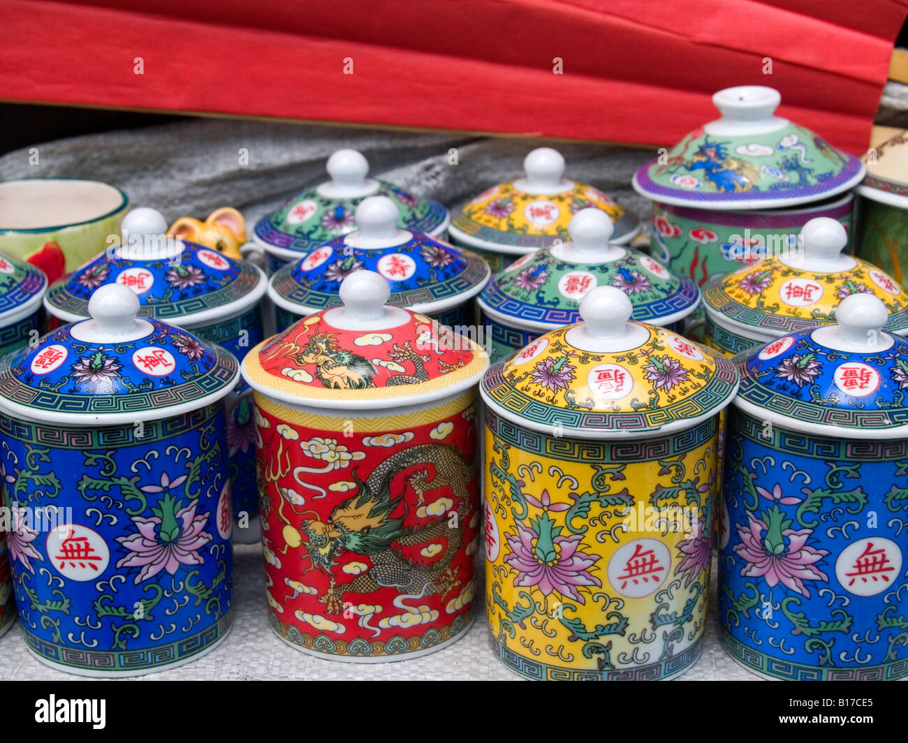 Chinese teacups for sale in Darjeeling souvenir shop Stock Photo