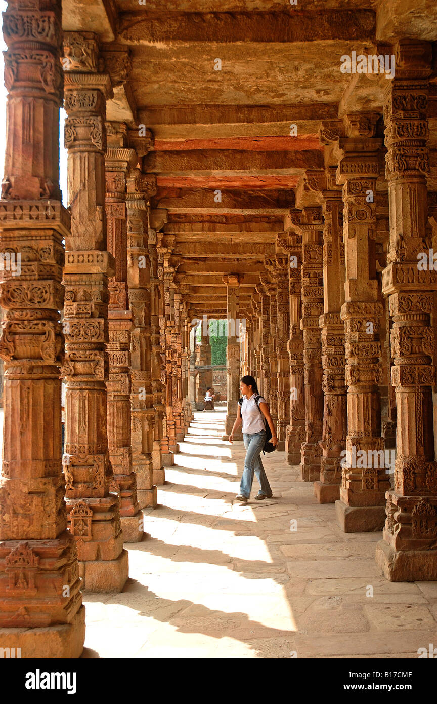 India Sights Qutub Minar Delhi Hi-res Stock Photography And Images - Alamy