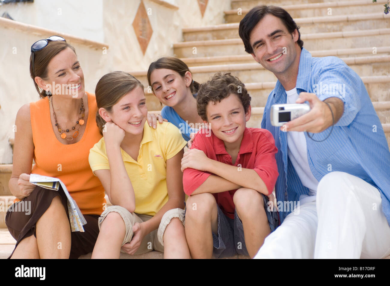 Family kids vacation hi-res stock photography and images - Alamy