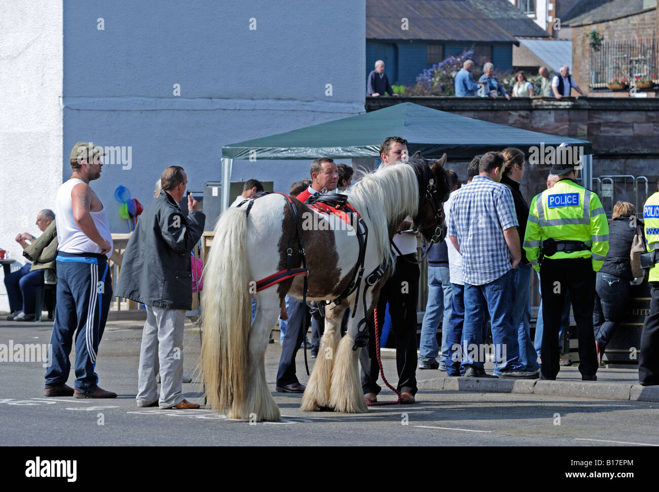 Gypsy traveller horse dealers at Appleby Horse Fair. Appleby-in-Westmorland, Cumbria, England, United Kingdom. Stock Photo
