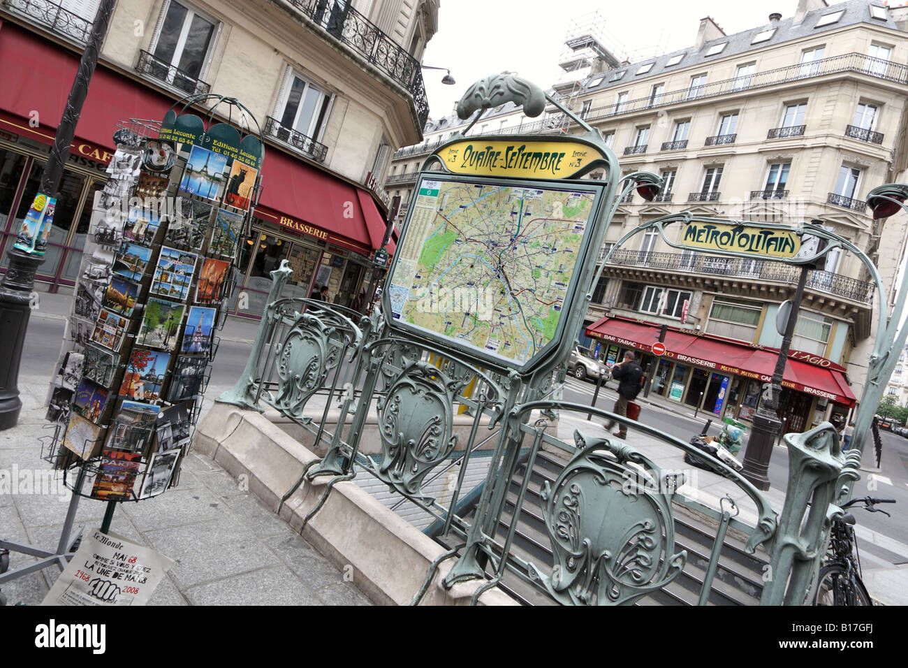 Entrance to Quatre Septembre Metro Station, Paris, France Stock Photo -  Alamy