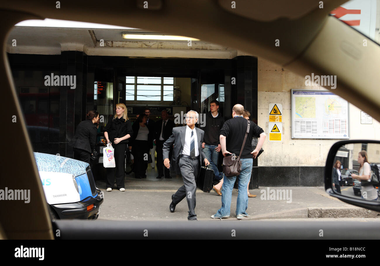 Richmond Train Station, With Busy Commuters Rushing Out From The Main ...