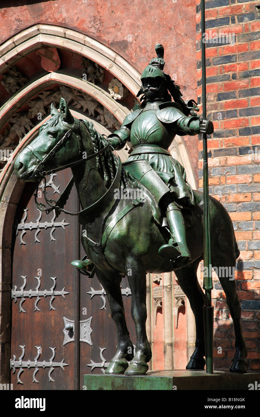 Germany Bremen medieval knight statue Stock Photo Alamy