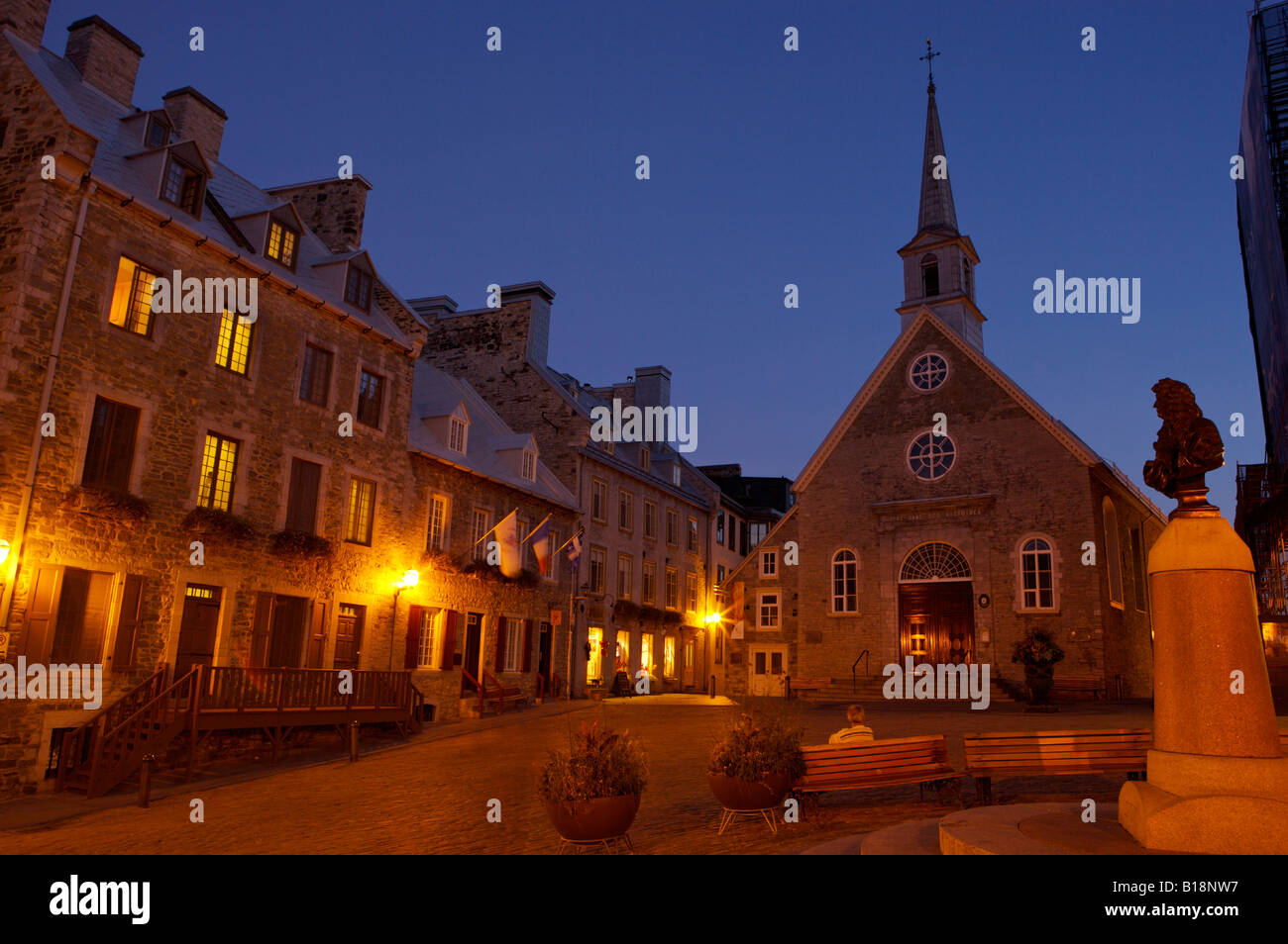 Leglise notre dame des victoires hires stock photography and images
