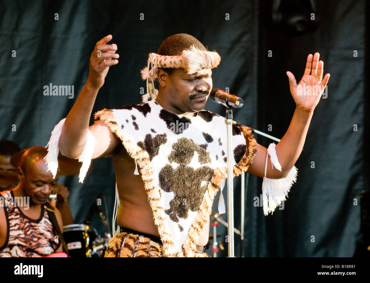 Albert Nyathi performing songs and poetry at the Salibury Festival ...