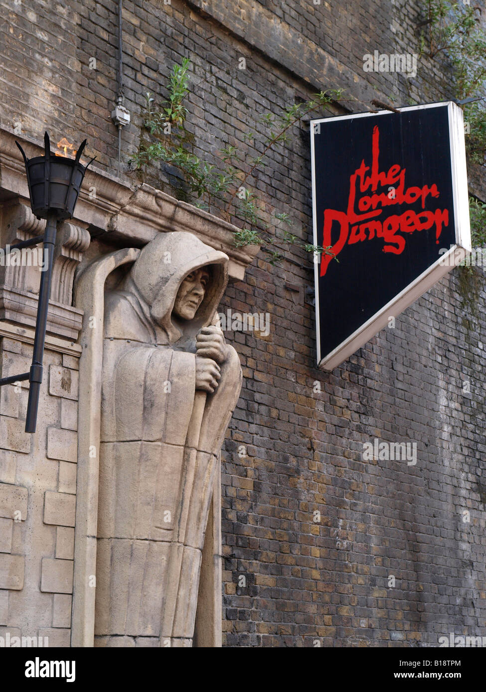 The London Dungeon Tooley Street London SE1 Stock Photo - Alamy
