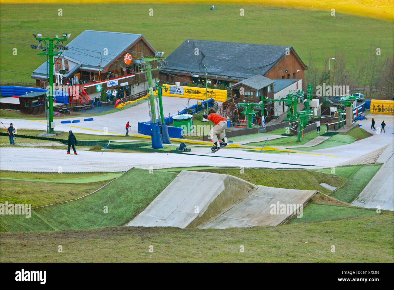Midlothian snowsports centre, hillend hires stock photography and