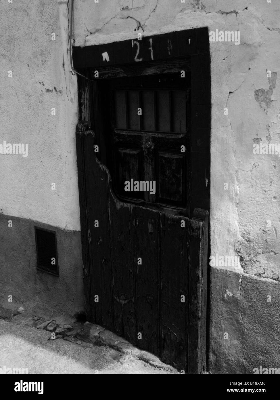 Traditional wooden door of Candelario (Batirpuerta) Stock Photo