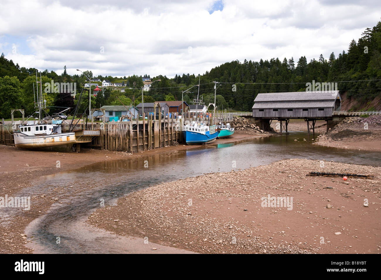 St martins low tide hires stock photography and images Alamy St martins low tide hires stock photography and images Alamy