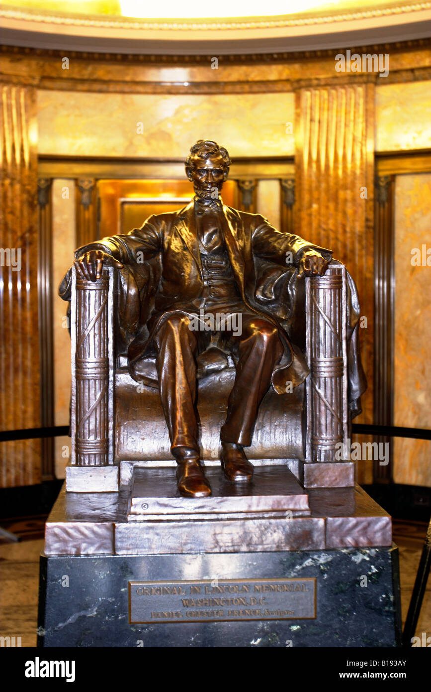 ILLINOIS Springfield Statue of Lincoln sitting on chair in Abraham