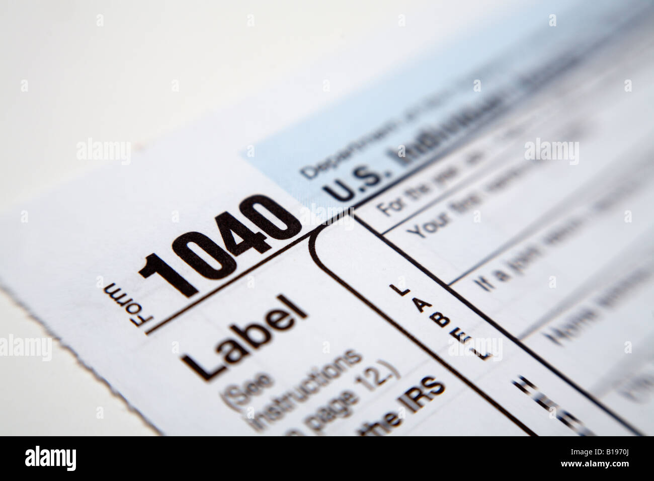 1040 income tax form hi-res stock photography and images - Alamy