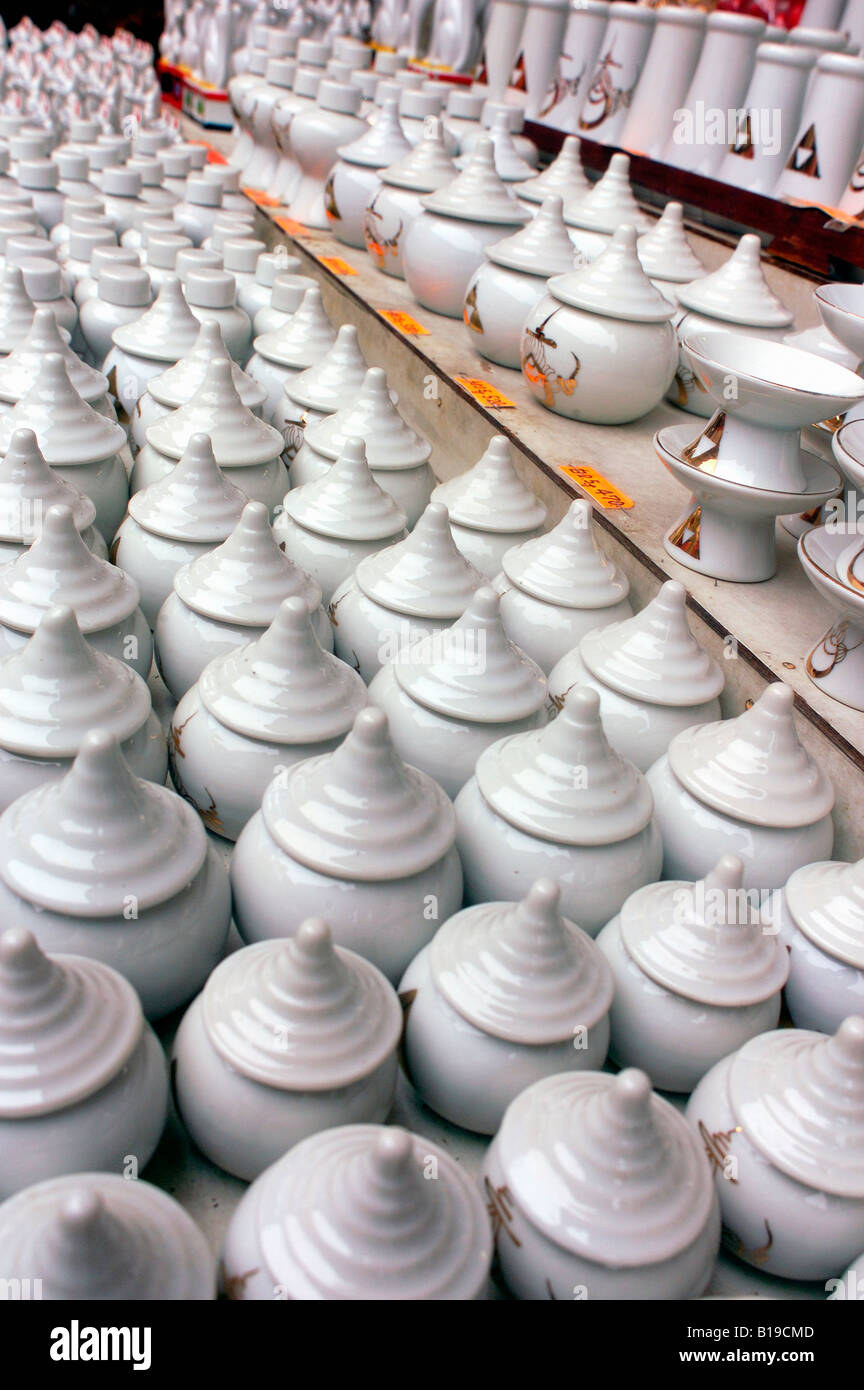 ceramic pots for sale Kyoto Japan Stock Photo