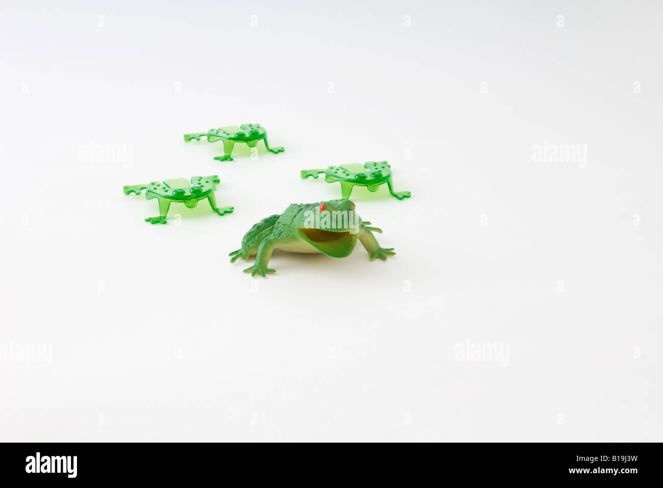Plastic frogs hi-res stock photography and images - Alamy