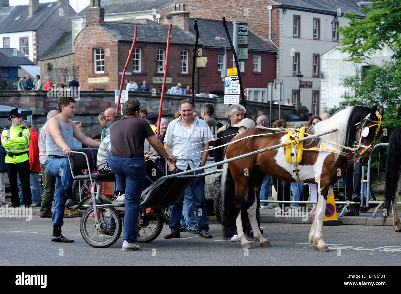 Gypsy traveller horse dealers at Appleby Horse Fair. Appleby-in-Westmorland, Cumbria, England, United Kingdom, Europe. Stock Photo