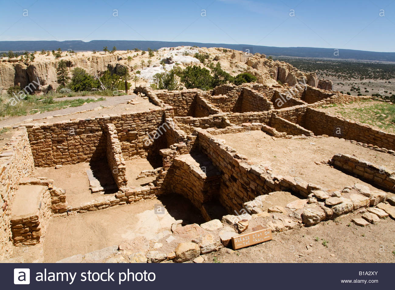 Zuni Pueblo Stock Photos & Zuni Pueblo Stock Images Page 2 Alamy