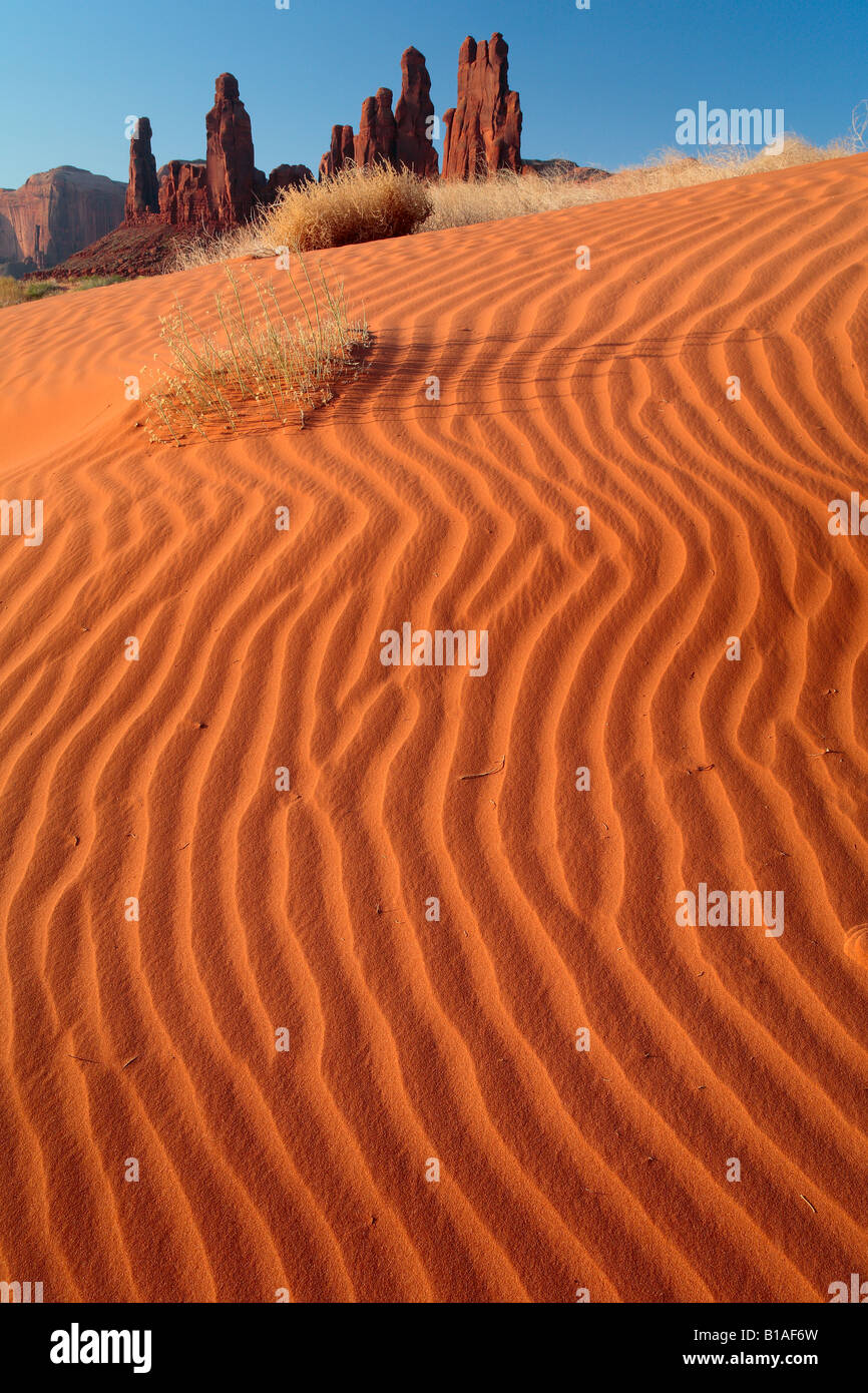 Red sand dunes in Monument Valley, Utah, USA Stock Photo - Alamy