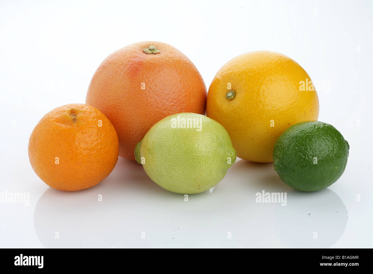 Citrus fruit fruits hi-res stock photography and images - Alamy