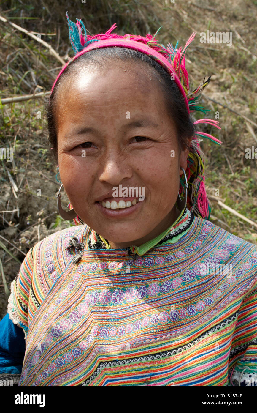 Happy hmong tribal women hi-res stock photography and images - Alamy