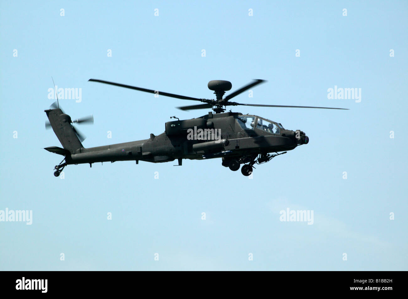 An RAF Apache AH1 attack helicopter in action at the 2008 Biggin Hill International Air Fair Stock Photo