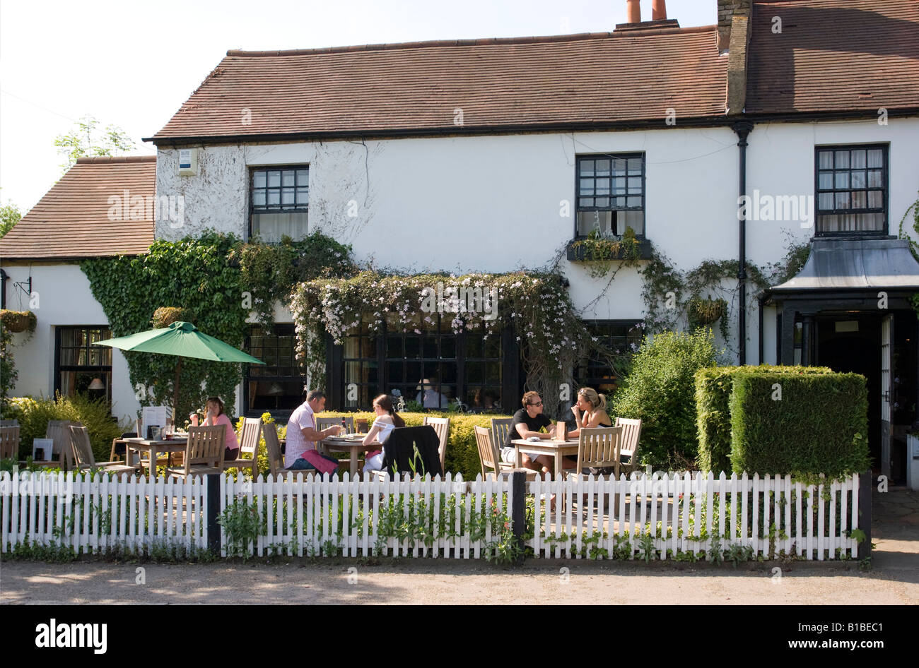 Chipperfield hertfordshire hires stock photography and images Alamy
