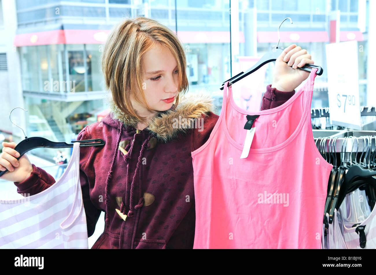 clothes shops for teenage girl