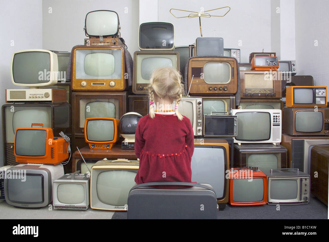 broadcast, television, viewers, children in front of a TV set collection, Germany, Additional-Rights-Clearance-Info-Not-Available Stock Photo