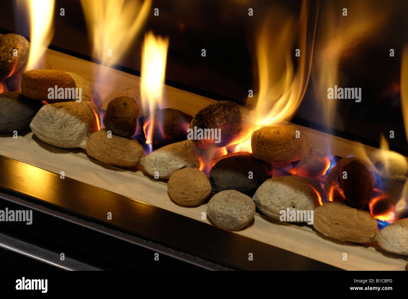 Contemporary Gas Fireplace Stock Photo 18097508 Alamy