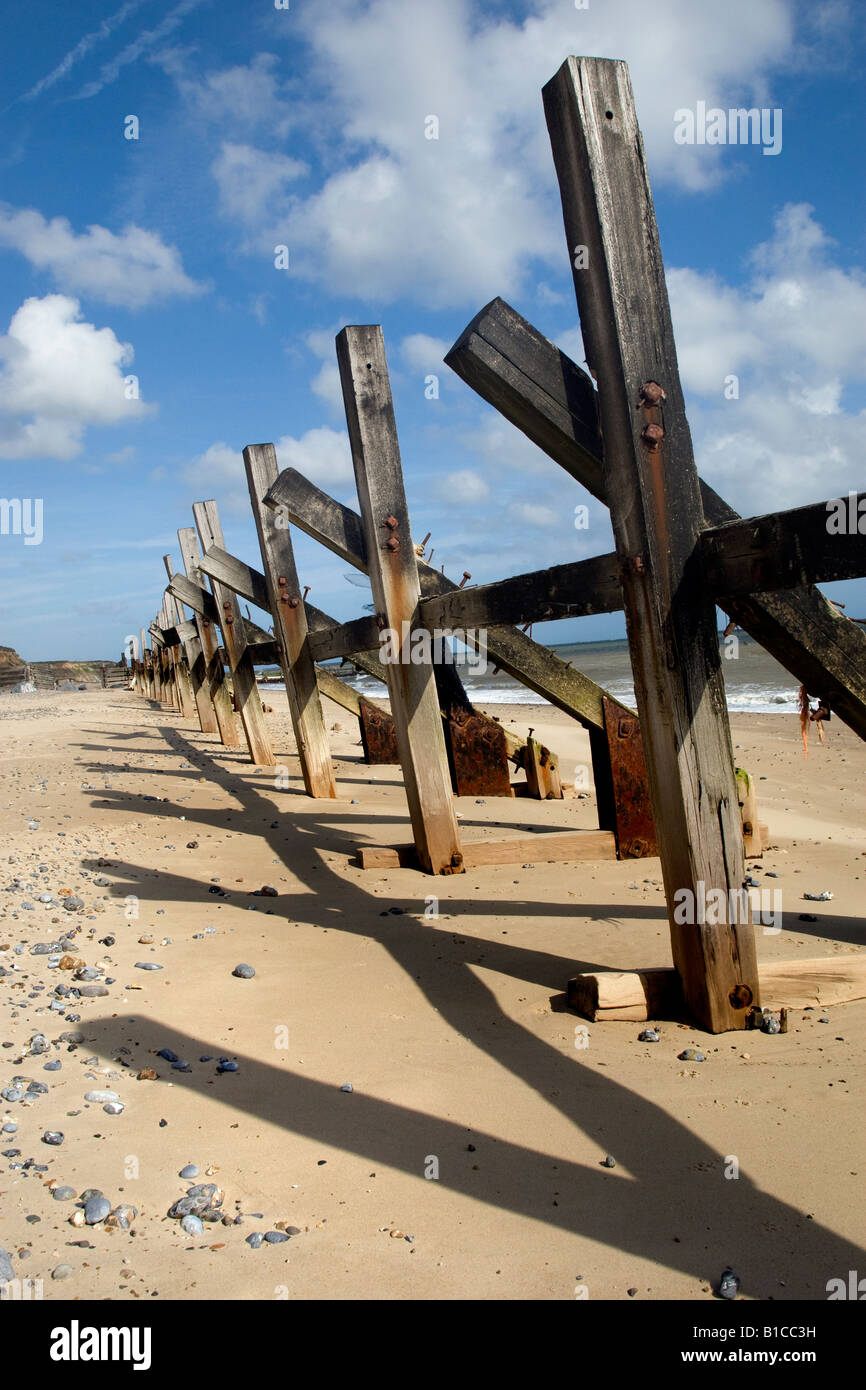 Damaged sea defences at Happisburgh, North Norfolk Stock Photo - Alamy