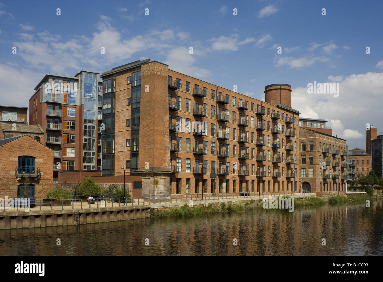 Roberts Wharf, Leeds. Refurbished listed building Stock Photo Alamy