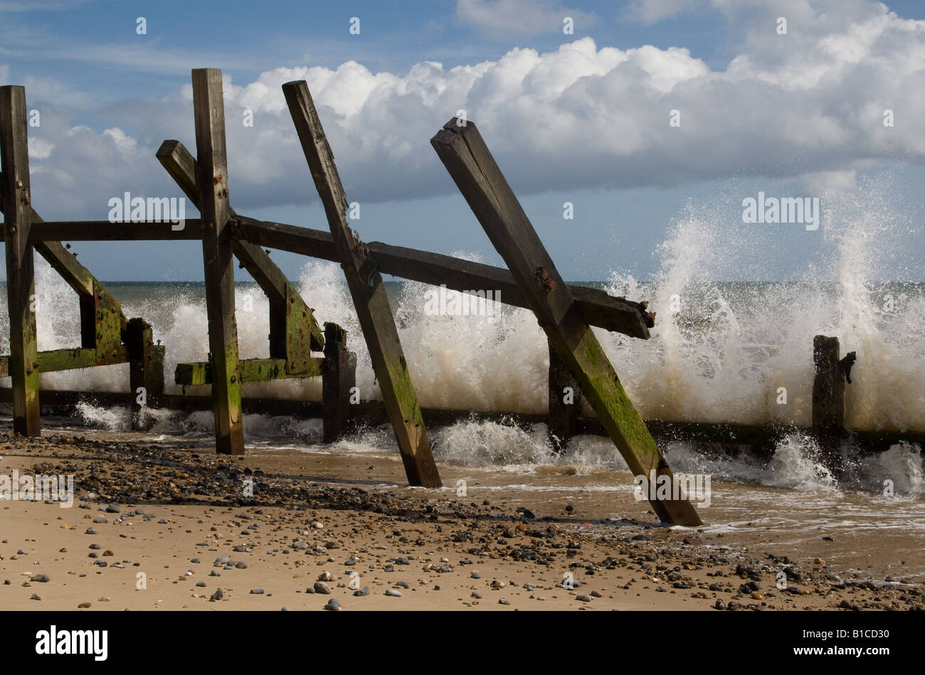 Damaged sea defences at Happisburgh, North Norfolk Stock Photo - Alamy