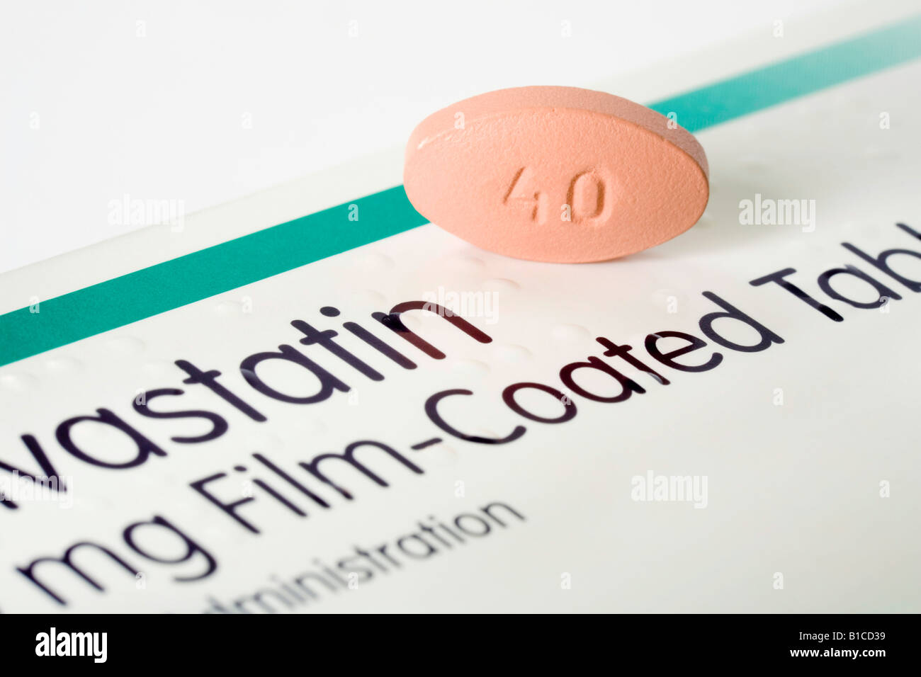 Simvastatin pill hires stock photography and images Alamy