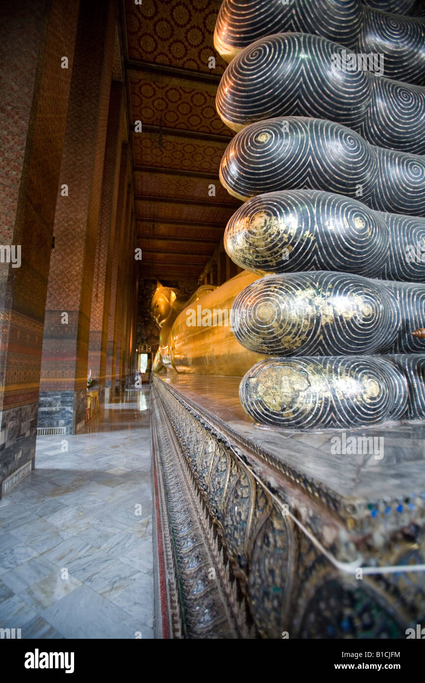Wat Pho The Temple of the Reclining Buddha Bahgkok Thailand Stock Photo ...
