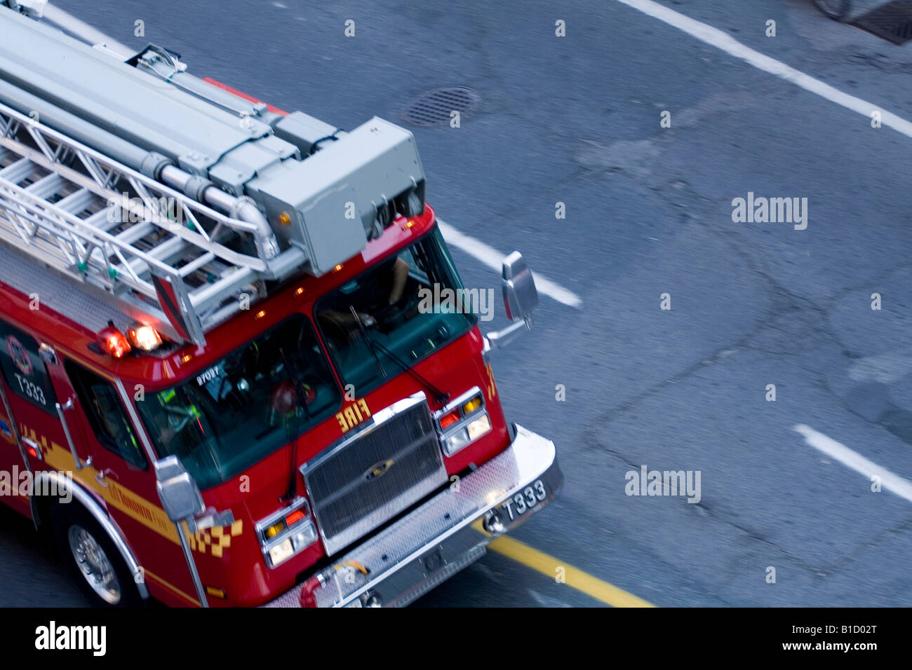 Fire truck commercial building hi-res stock photography and images - Alamy