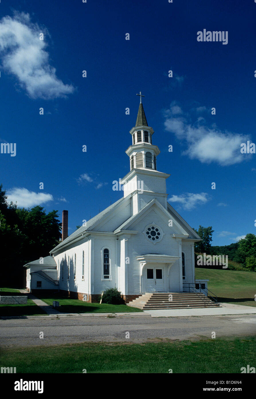 Small country church in California Stock Photo - Alamy