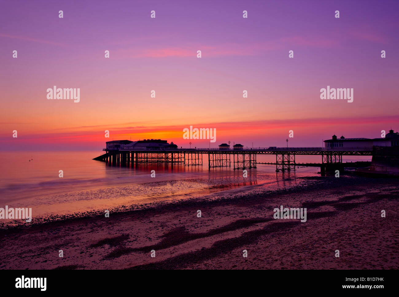 Cromer pier sunrise Stock Photo Alamy