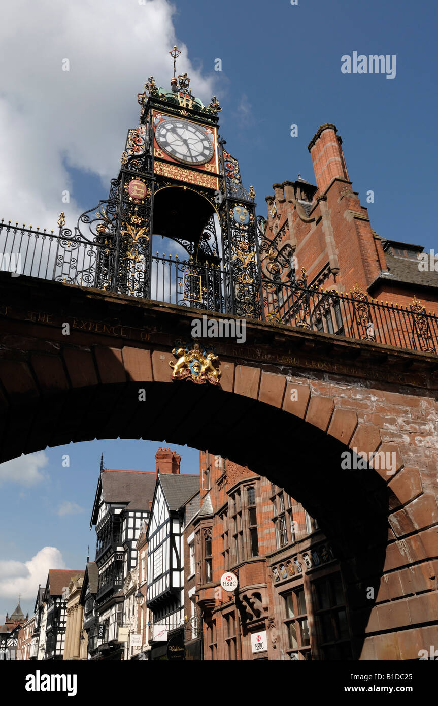 Clock tower landmark city hi-res stock photography and images - Alamy