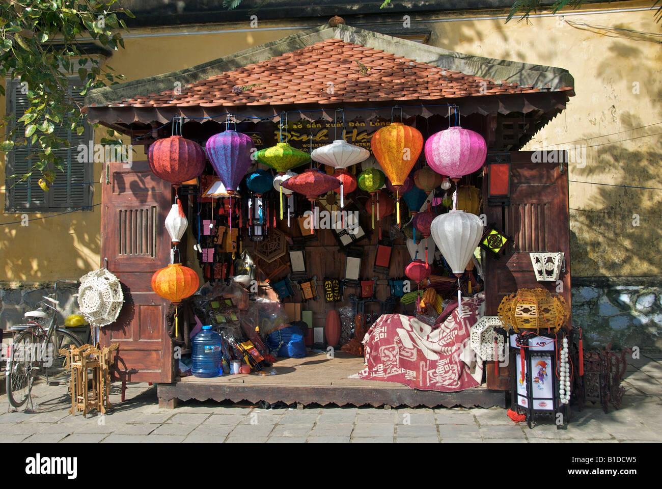 Shop selling paper lanterns Hoi An Vietnam Stock Photo