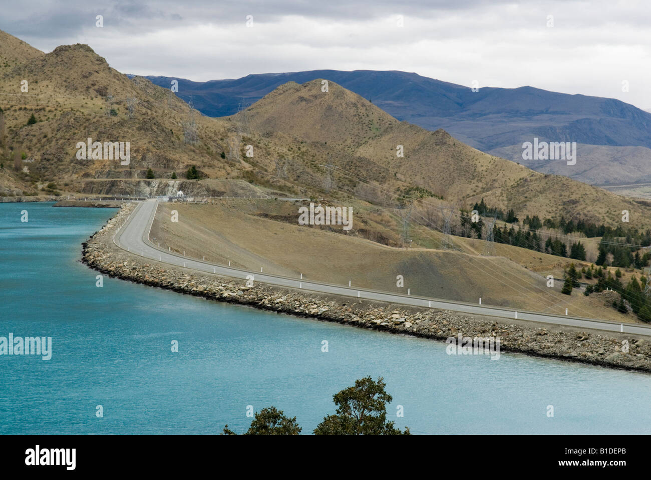 Lake Benmore held back by Benmore Dam Stock Photo Alamy