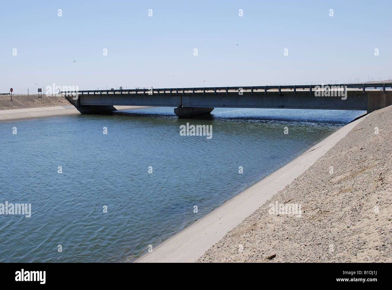Los angeles aqueduct hires stock photography and images Alamy